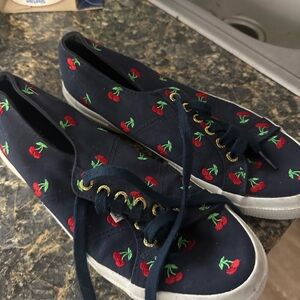 Embroidered cherry sneakers women’s size 8